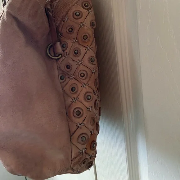 AMSTERDAM HERITAGE Beige Pieced Leather Studded Purse - Picture 10 of 12